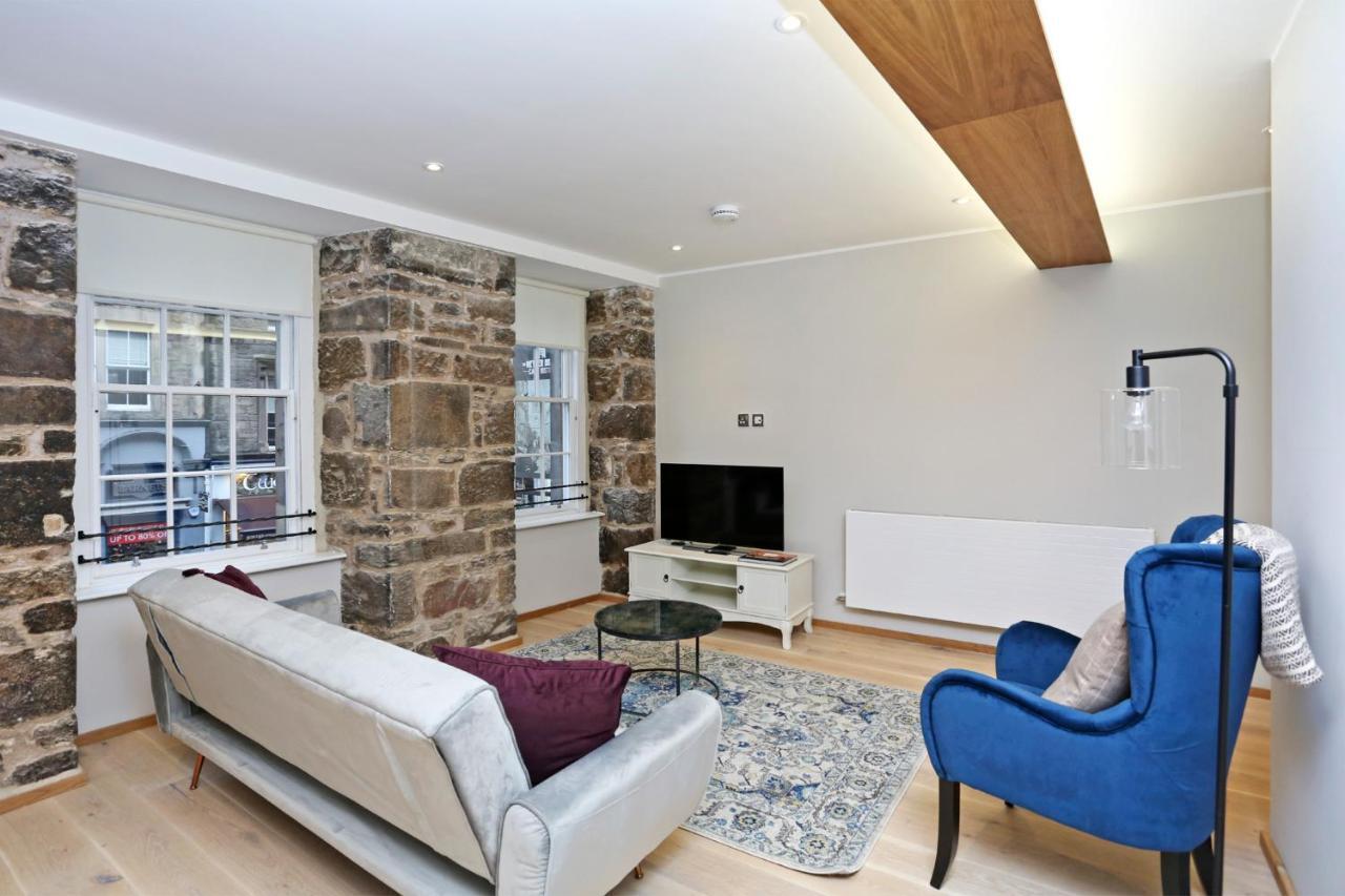Joivy Refurbished Home On The Royal Mile Единбург Екстер'єр фото