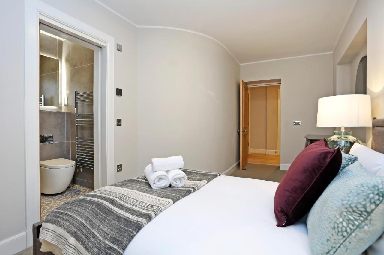 Joivy Refurbished Home On The Royal Mile Единбург Екстер'єр фото