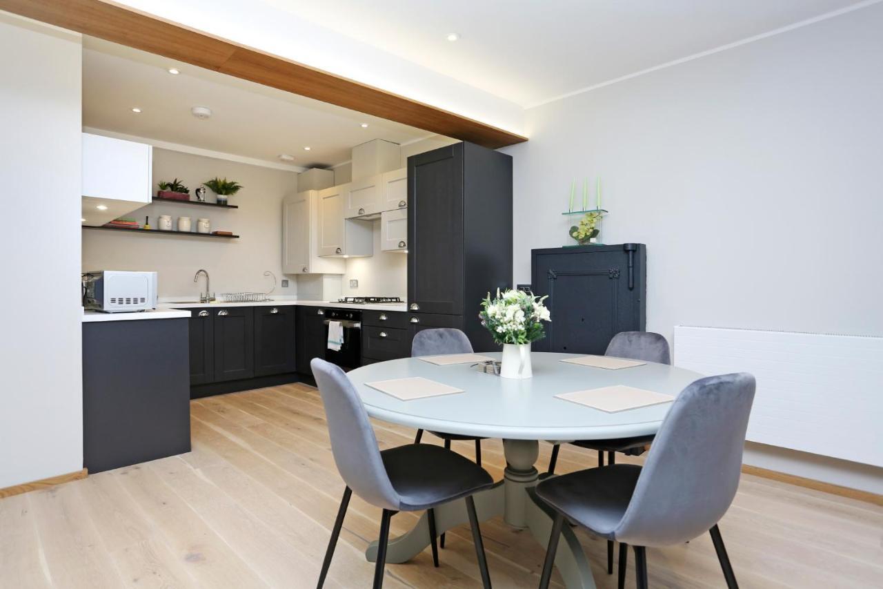 Joivy Refurbished Home On The Royal Mile Единбург Екстер'єр фото